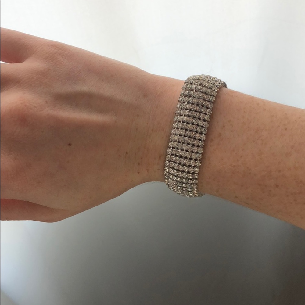 Versona Rhinestone Bracelet - Picture 4 of 4